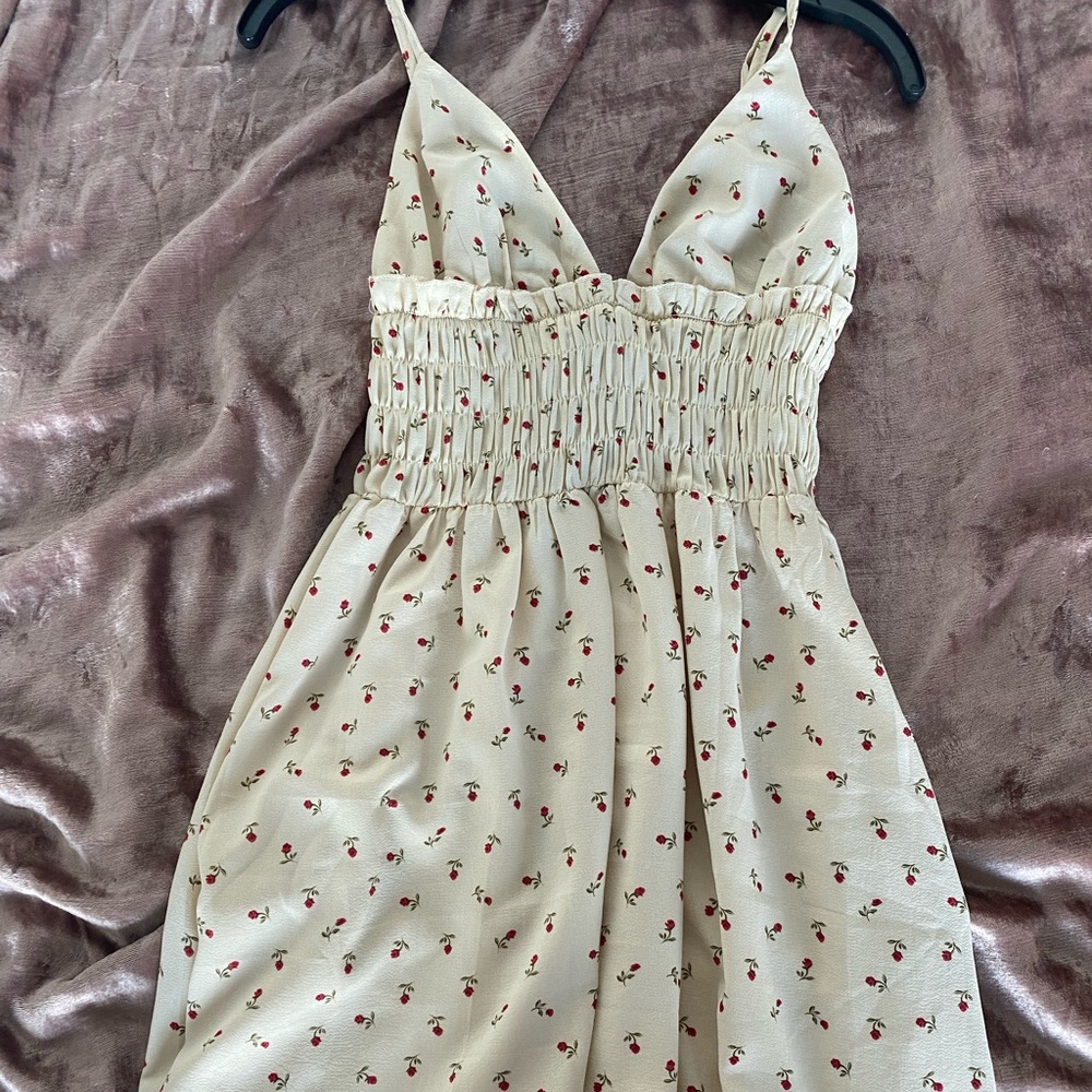 Princess Polly floral sun dress size 4